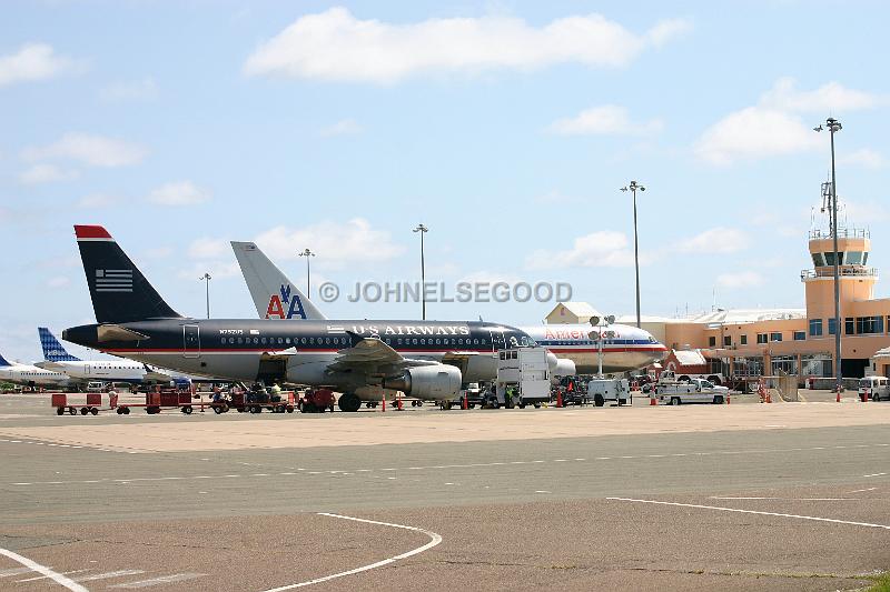 IMG_JE.AI02.JPG - Air Terminal, Bermuda International Airport