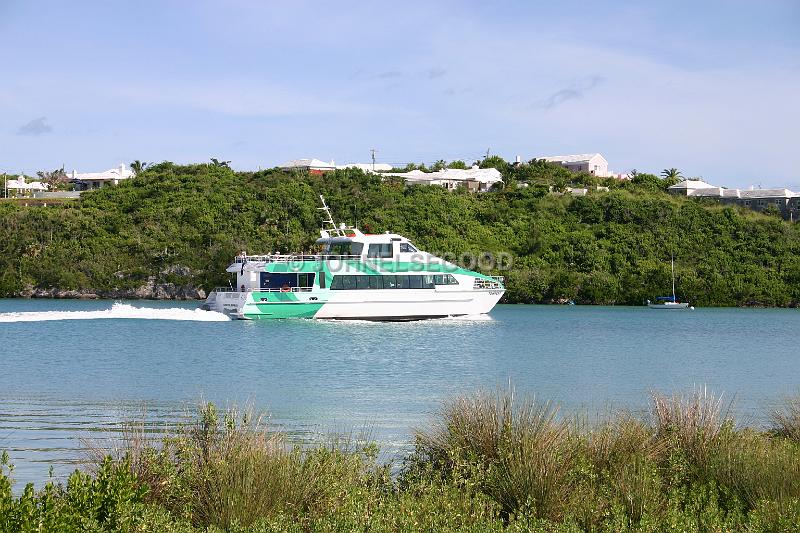 IMG_JE.FE05.JPG - Fast Ferry Tempest at Ferry Reach, Bermuda