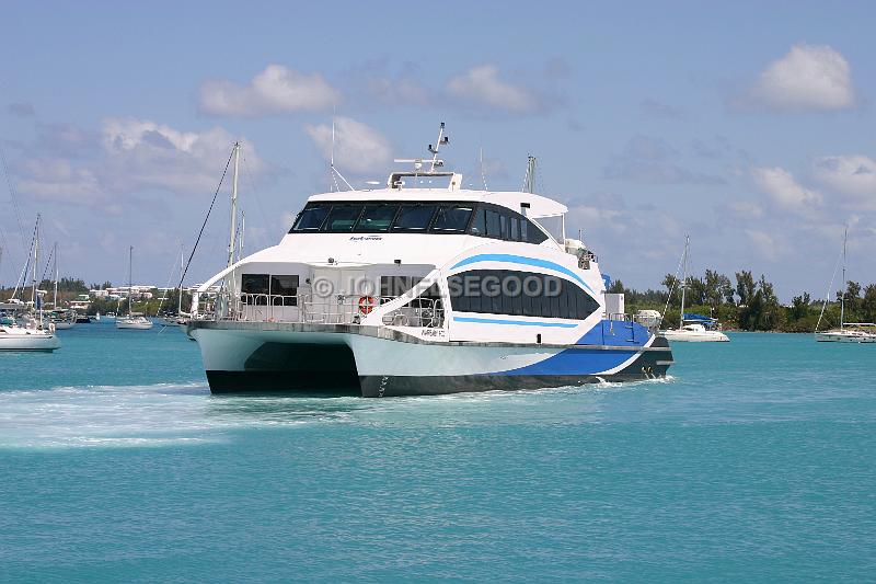 IMG_JE.FE13.JPG - Fast Ferry Warbaby Fox, St. George's, Bermuda