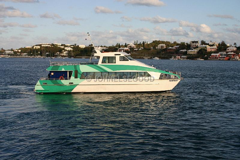 IMG_JE.FE20.JPG - Fast Ferry Tempest, Hamilton Harbour, Bermuda