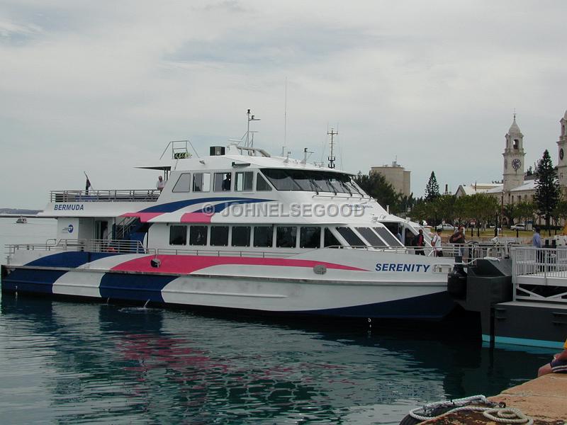 IMG_JE.FE42.jpg - Ferry at Dockyard