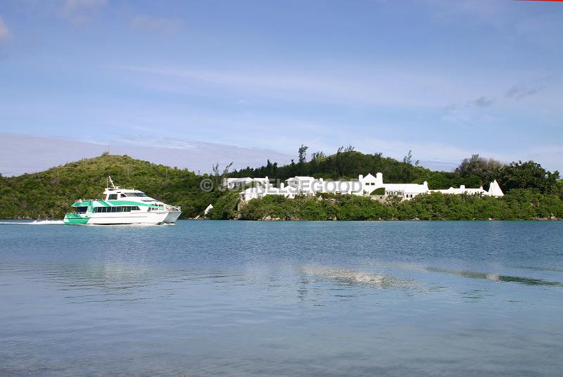 IMG_JE.FE56.jpg - Fast Ferry Tempest at Ferry Reach, Bermuda