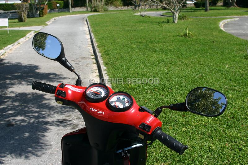 IMG_JE.RB03.jpg - Scooter, tourist transportation, Bermuda